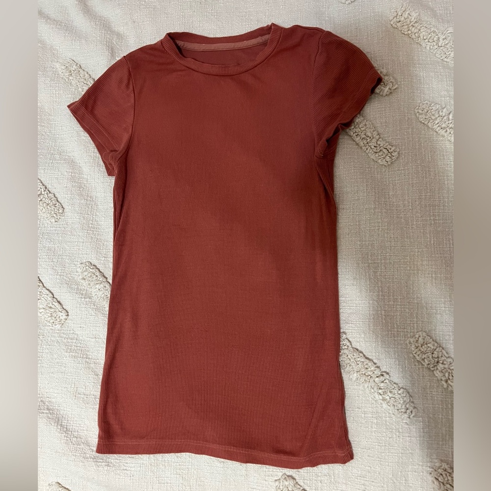 Set Active Ribbed Form Tee - Picture 6 of 6